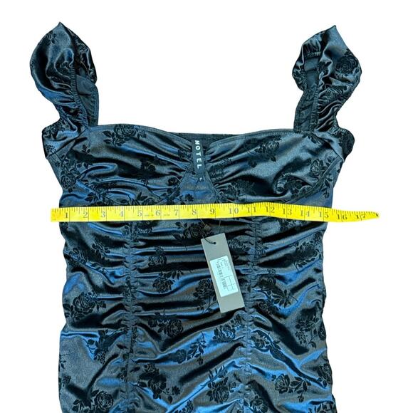 NWT Motel Rocks Sinora Bodycon Mini Dress Black Rose Flock Size Large $82 Ruched - Picture 8 of 16